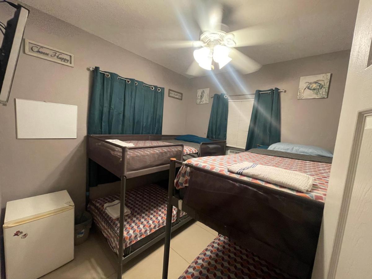 Miami Vibes "Hostel-Like" Shared Room شمال ميامي المظهر الخارجي الصورة