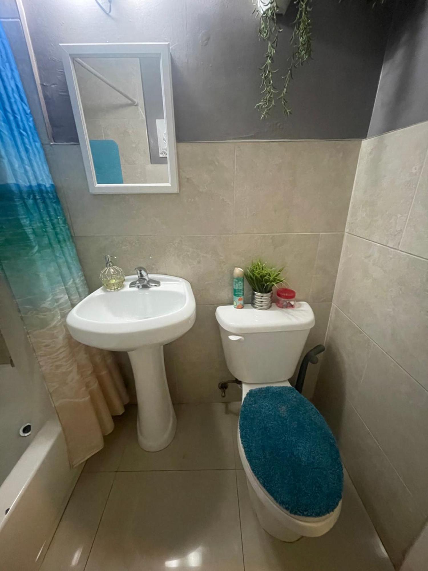 Miami Vibes "Hostel-Like" Shared Room شمال ميامي المظهر الخارجي الصورة